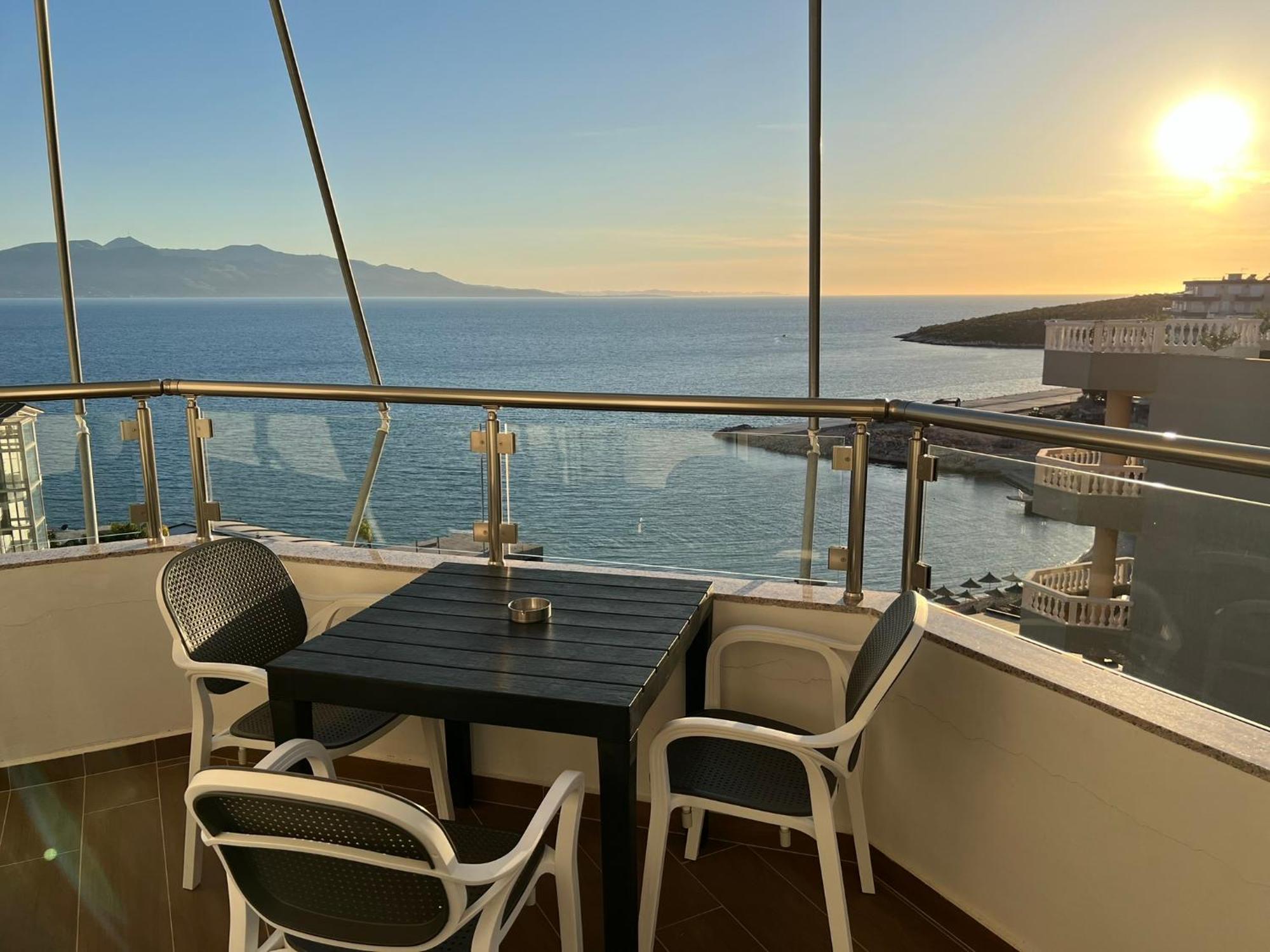 Saranda Luxury Apartments Экстерьер фото